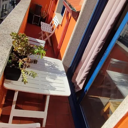 Apartmán Aticos Con Terraza Vistas Urbanos 100 Playa *